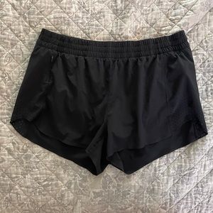 Athleta Hustle 3” shorts - black, sz large